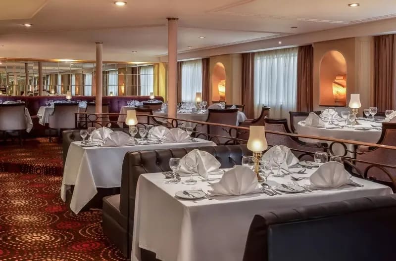 Steigenberger Regency Single-Sitting Restaurant 2026 — Sat/Wed $799